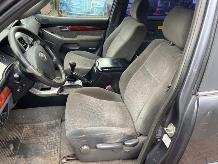 Toyota Land Cruiser 3.0 D-4D 16V Sloopvoertuig (2006)