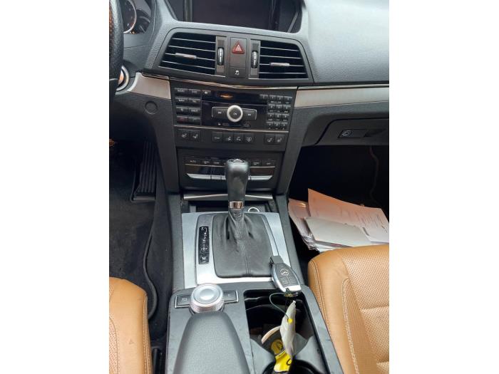 Mercedes E E-350 CGI V6 24V Sloopvoertuig (2009, Zwart)