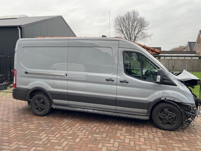 Ford Transit 2.0 TDCi 16V Eco Blue mHEV 170 Sloopvoertuig (2023, Grijs)