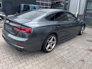 Audi A5 Sportback 2.0 40 TFSI Mild Hybrid 16V Sloopvoertuig (2018, Grijs)