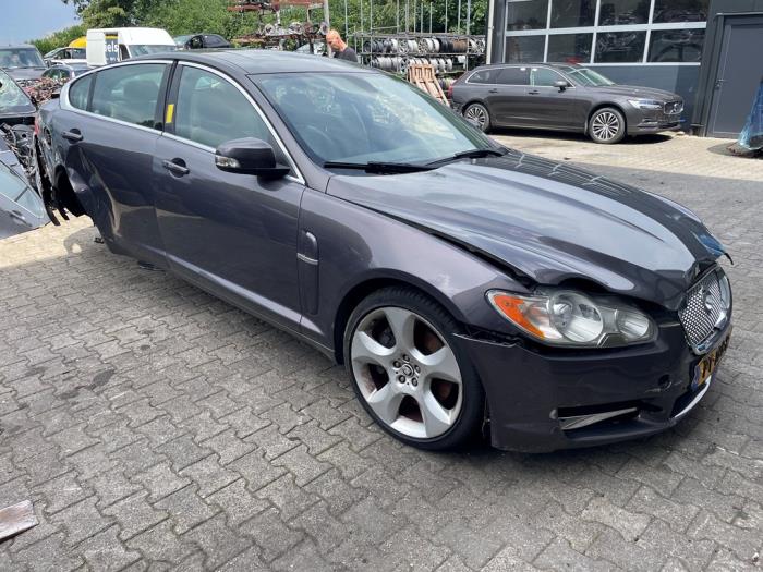Jaguar XF 4.2 S V8 32V Sloopvoertuig (2010, Grijs)