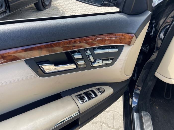 Mercedes S 3.0 S-320 CDI 24V Sloopvoertuig (2010, Zwart)