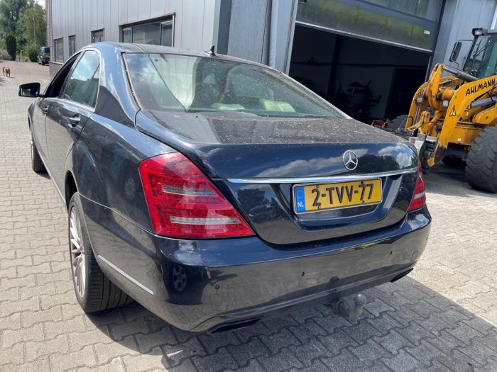 Mercedes S 3.0 S-320 CDI 24V Sloopvoertuig (2010, Zwart)