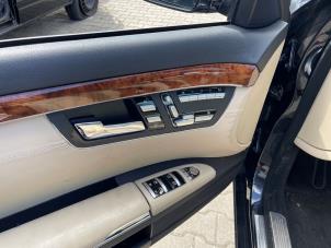 Mercedes S 3.0 S-320 CDI 24V Sloopvoertuig (2010, Zwart)