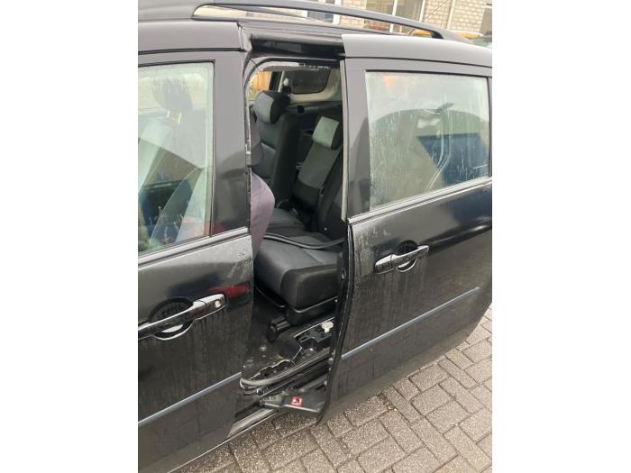 Mazda 5 1.8i 16V Sloopvoertuig (2007, Zwart)