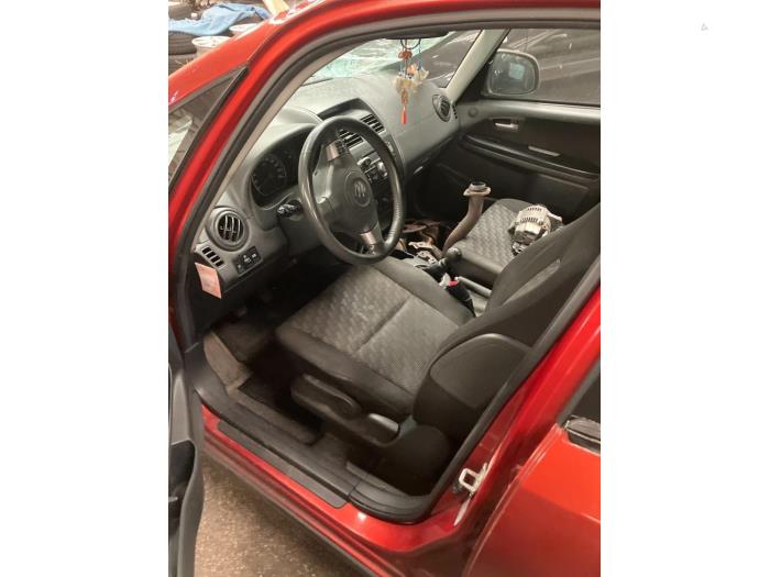 Suzuki SX4 1.6 16V VVT Comfort,Exclusive Autom. Sloopvoertuig (2007, Oranje)