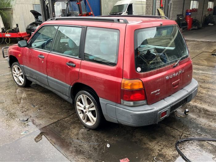 Subaru Forester 2.0 16V Sloopvoertuig (2000)