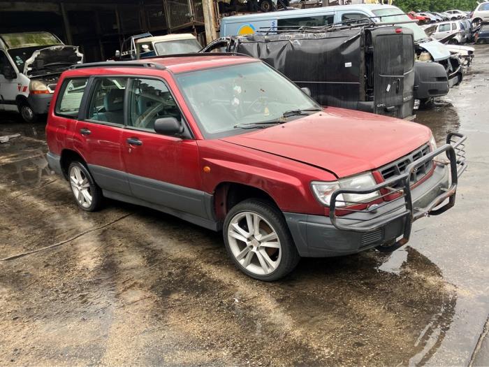 Subaru Forester 2.0 16V Sloopvoertuig (2000)