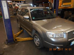 Subaru Forester 2.0 16V X Sloopvoertuig (2006, Grijs)