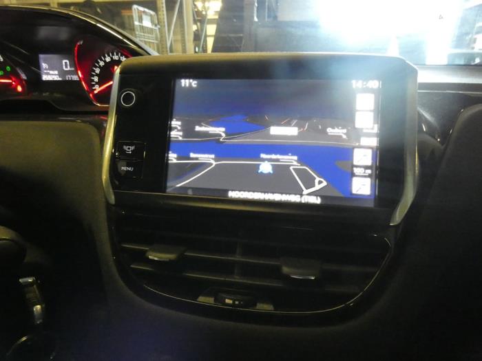 Peugeot 208 I 1.2 Vti 12V PureTech 82 Sloopvoertuig (2014, Zwart)