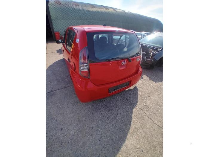 Daihatsu Sirion 2 1.0 12V DVVT Sloopvoertuig (2008, Rood)
