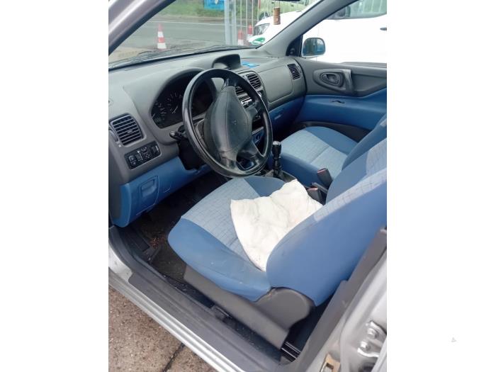 Mitsubishi Space Star 1.3 16V Sloopvoertuig (2001, Grijs)