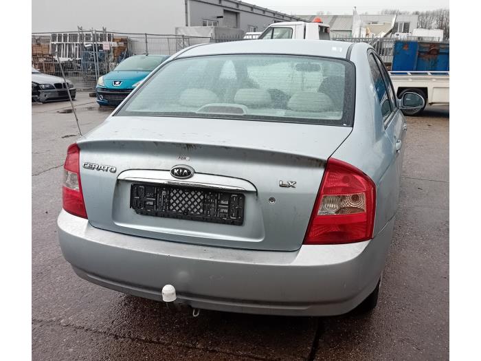 Kia Cerato 1.6 16V Sloopvoertuig (2005, Blauw)