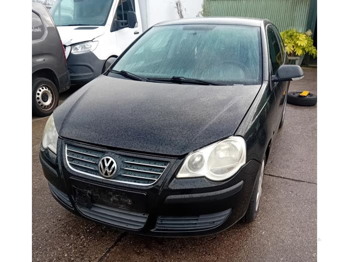 Volkswagen Polo IV 1.2 Sloopvoertuig (2006, Zwart)