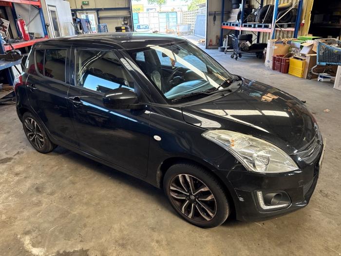 Suzuki Swift 1.2 16V Sloopvoertuig (2015, Zwart)