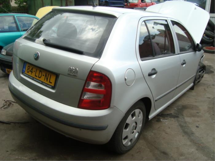 Skoda fabia 6y2