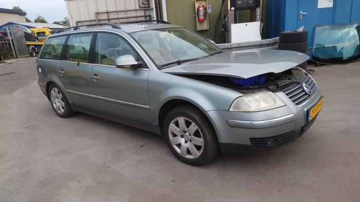 Volkswagen Passat Variant 1.9 TDI 130 Sloopvoertuig (2005, Grijs)