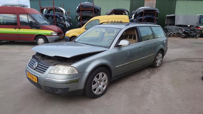 Volkswagen Passat Variant 1.9 TDI 130 Sloopvoertuig (2005, Grijs)