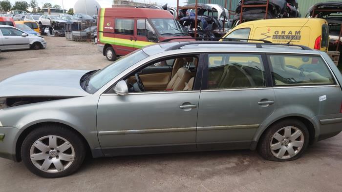 Volkswagen Passat Variant 1.9 TDI 130 Sloopvoertuig (2005, Grijs)