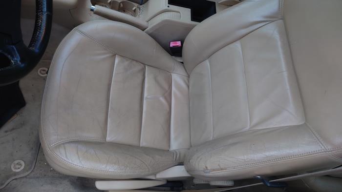 Volkswagen Passat Variant 1.9 TDI 130 Sloopvoertuig (2005, Grijs)