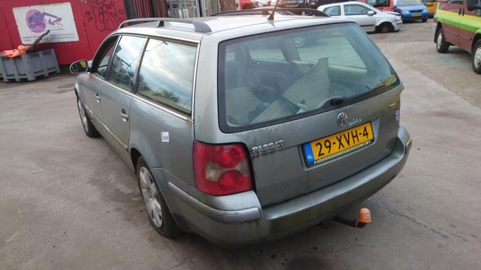 Volkswagen Passat Variant 1.9 TDI 130 Sloopvoertuig (2005, Grijs)