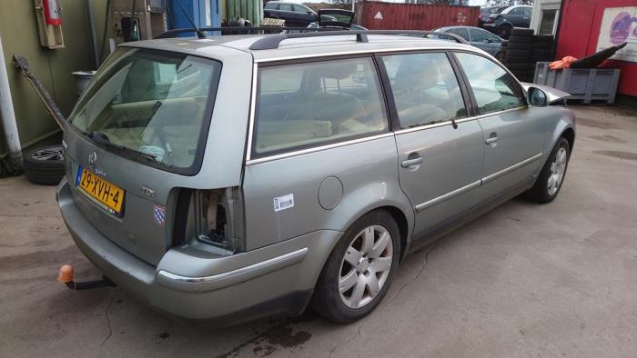 Volkswagen Passat Variant 1.9 TDI 130 Sloopvoertuig (2005, Grijs)