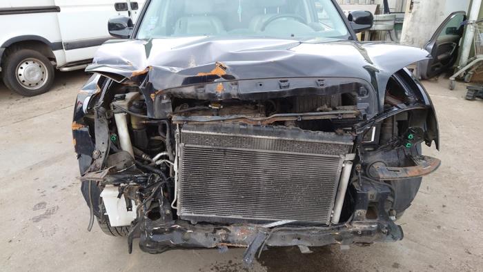 Hyundai Santa Fe I 2.4 16V 4x2 Sloopvoertuig (2006, Zwart)