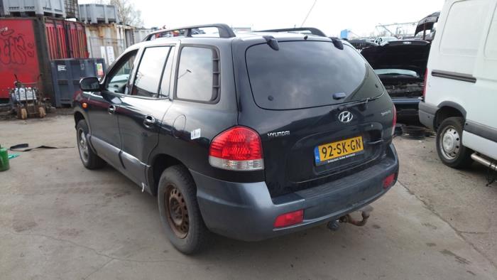 Hyundai Santa Fe I 2.4 16V 4x2 Sloopvoertuig (2006, Zwart)