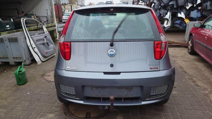 Fiat Punto II 1.4 16V Sloopvoertuig (2004, Grijs)