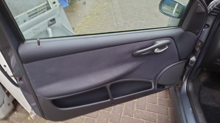 Fiat Punto II 1.4 16V Sloopvoertuig (2004, Grijs)