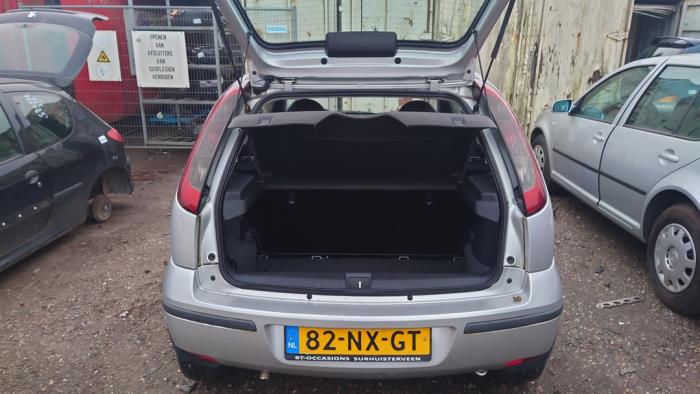 Opel Corsa C 1.0 12V Twin Port Sloopvoertuig (2004, Grijs)