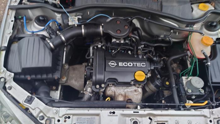 Opel Corsa C 1.0 12V Twin Port Sloopvoertuig (2004, Grijs)