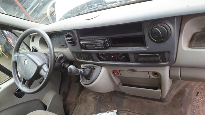 Renault Master II 2.5 dCi 16V 100 Sloopvoertuig (2004, Graniet)