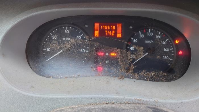 Renault Master II 2.5 dCi 16V 100 Sloopvoertuig (2004, Graniet)