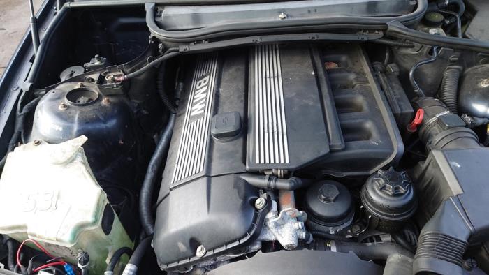 BMW 3 serie 323i 24V Sloopvoertuig (1998, Blauw)