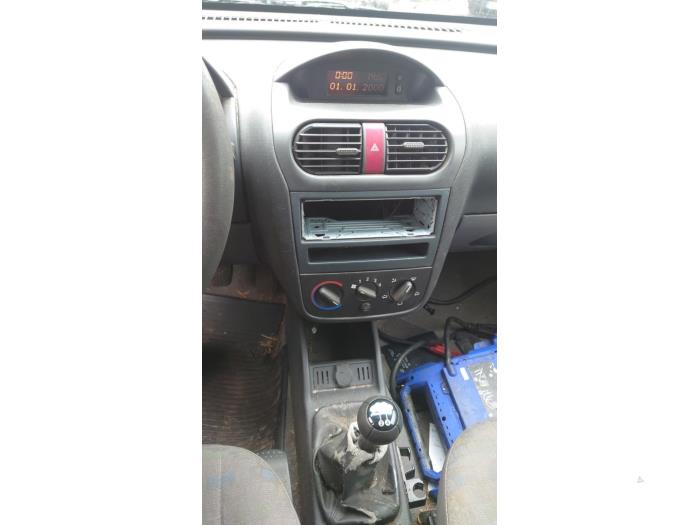 Opel Combo 1.7 DTI 16V Sloopvoertuig (2003, Graniet)