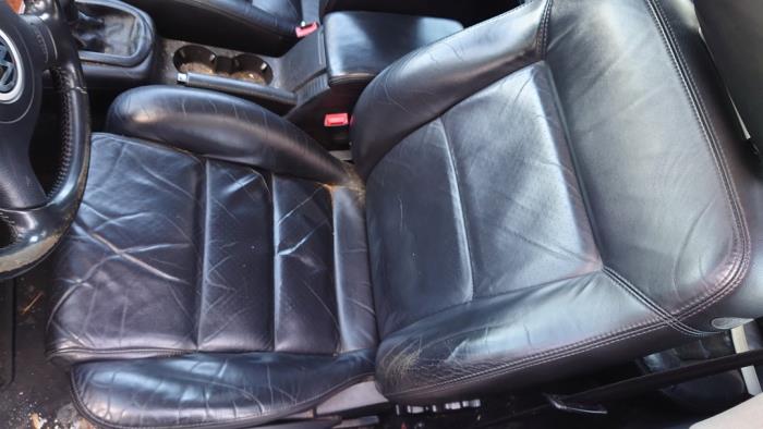 Volkswagen Passat Variant 2.0 Sloopvoertuig (2002, Zwart)