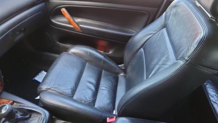 Volkswagen Passat Variant 2.0 Sloopvoertuig (2002, Zwart)