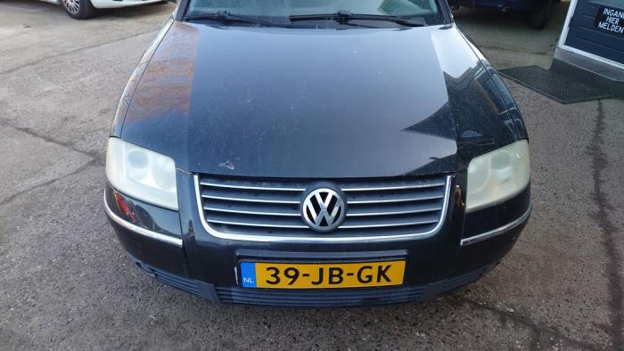 Volkswagen Passat Variant 2.0 Sloopvoertuig (2002, Zwart)