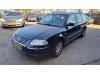 Volkswagen Passat Variant 2.0 Sloopvoertuig (2002, Zwart)
