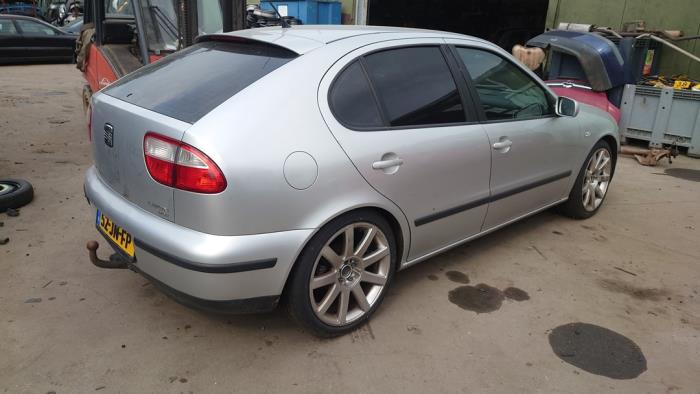 Seat Leon 1.8 20V Sloopvoertuig (2002, Grijs)
