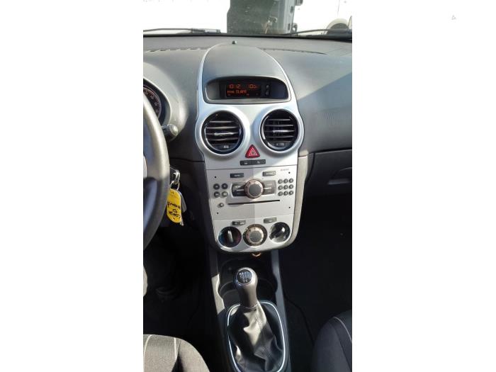 Opel Corsa D 1.2 16V Sloopvoertuig (2008, Zwart)