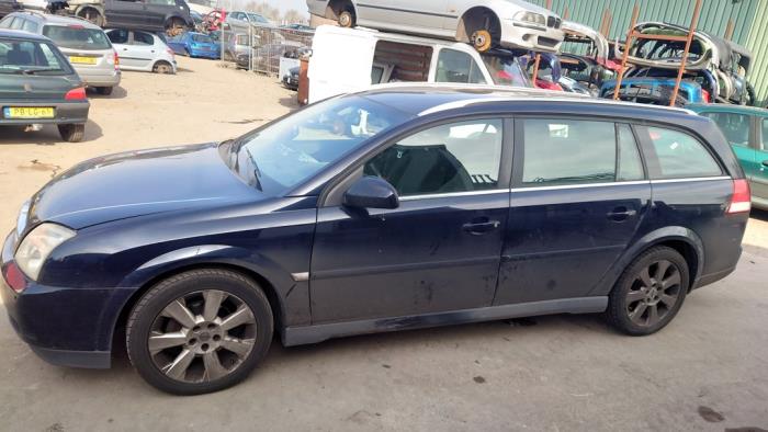 Opel Vectra C Caravan 2.2 DIG 16V Sloopvoertuig (2004, Blauw)