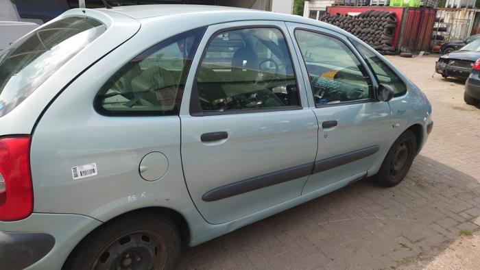 Citroen Xsara Picasso 1.8 16V Sloopvoertuig (2002, Groen)