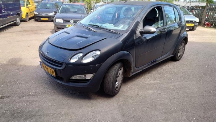 Smart Forfour 1.1 12V Sloopvoertuig (2005, Zwart)