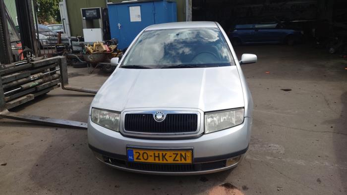 Skoda Fabia 1.4i Sloopvoertuig (2001, Grijs)