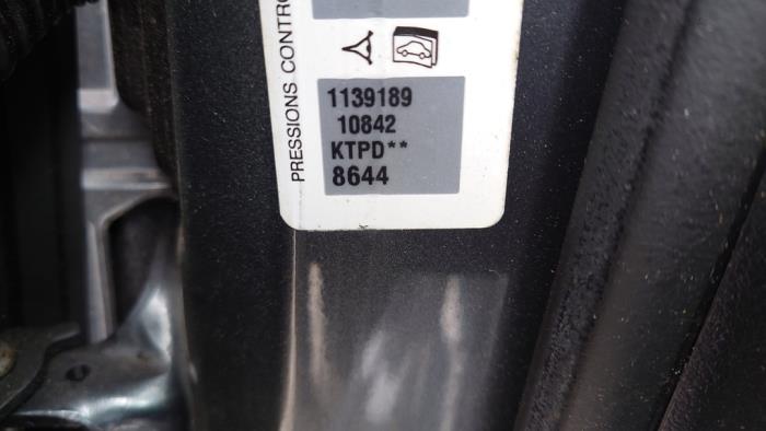 Peugeot 308 1.6 VTI 16V Sloopvoertuig (2008, Grijs)