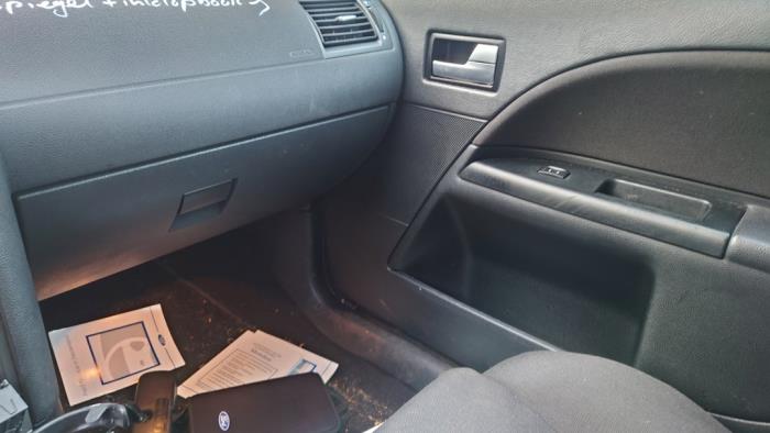 Ford Mondeo III 1.8 16V Sloopvoertuig (2003, Grijs)