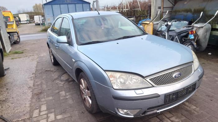 Ford Mondeo III 1.8 16V Sloopvoertuig (2003, Grijs)