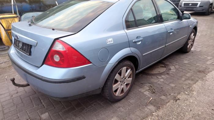 Ford Mondeo III 1.8 16V Sloopvoertuig (2003, Grijs)